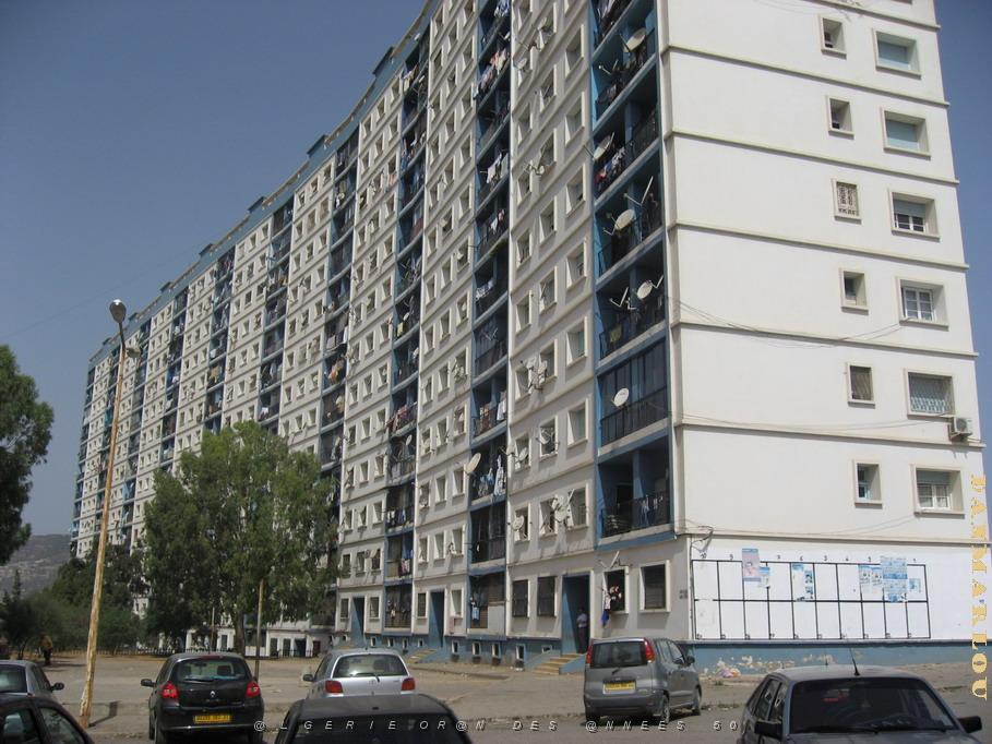 2366 cite la fontaine.jpg